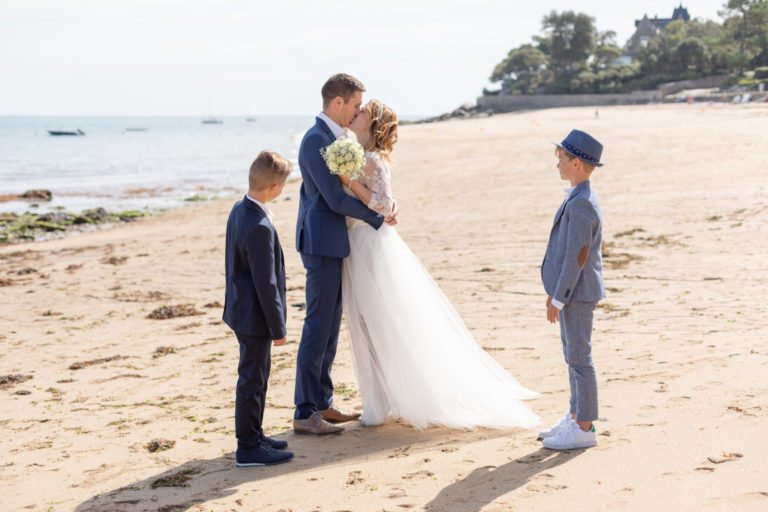 Photos de famille mariage à la plage